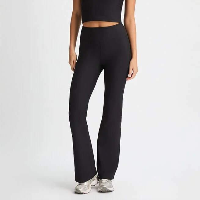 Колготки-клеш в рубчик черные