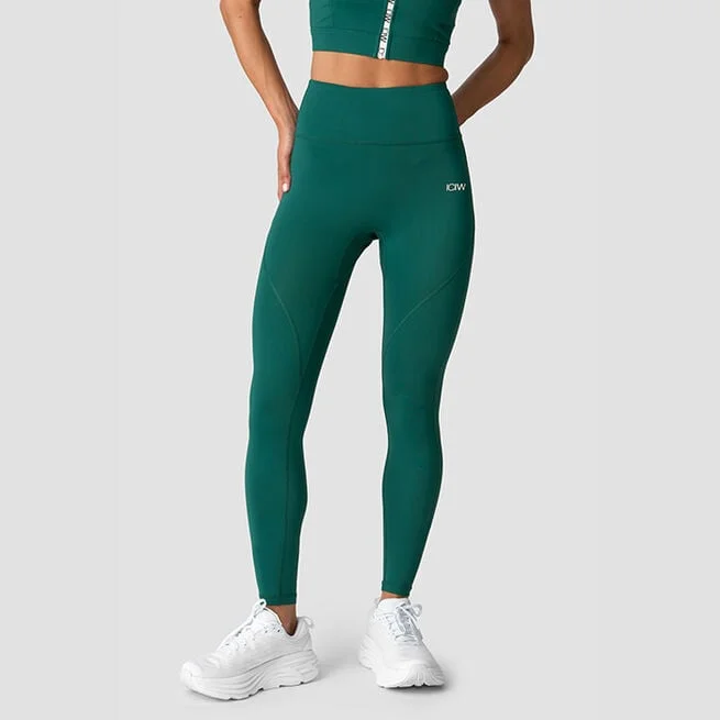 Контрастные трикотажные изделия зеленого цвета