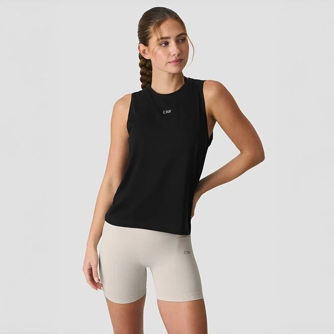 Define свободный топ черного цвета