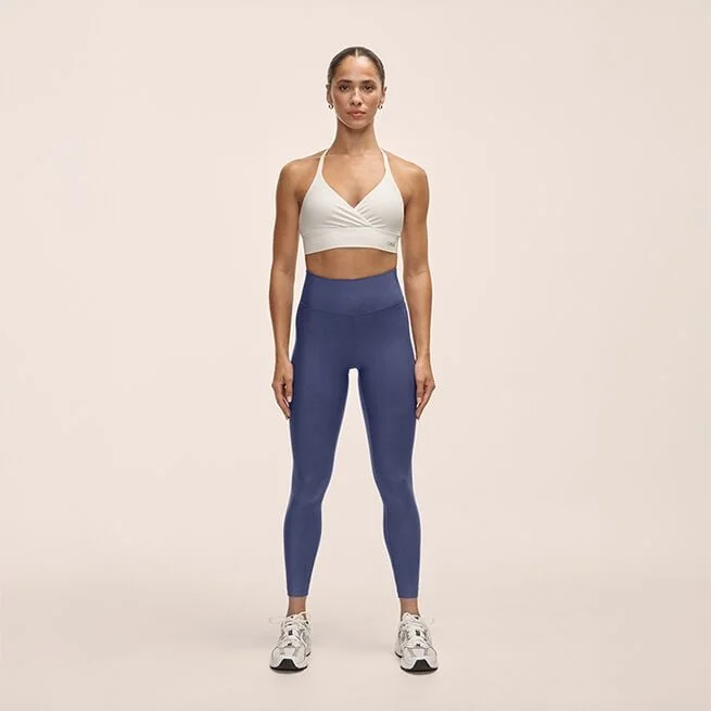 Трикотажные изделия с графическим рисунком синие