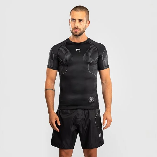 Рашгард Nexus с коротким рукавом Черный Серебристый