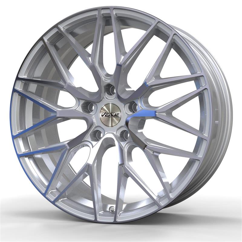 Диски Venue Foxy Silver Polished 8,5x18 5/112 ET25 CB66,6